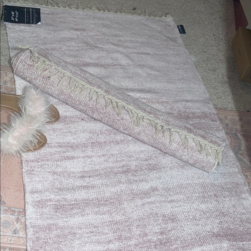 Elegant Pink Area Rug Yoga Mat Meditation rug🧘🏼‍♀️Comes in set of two!
